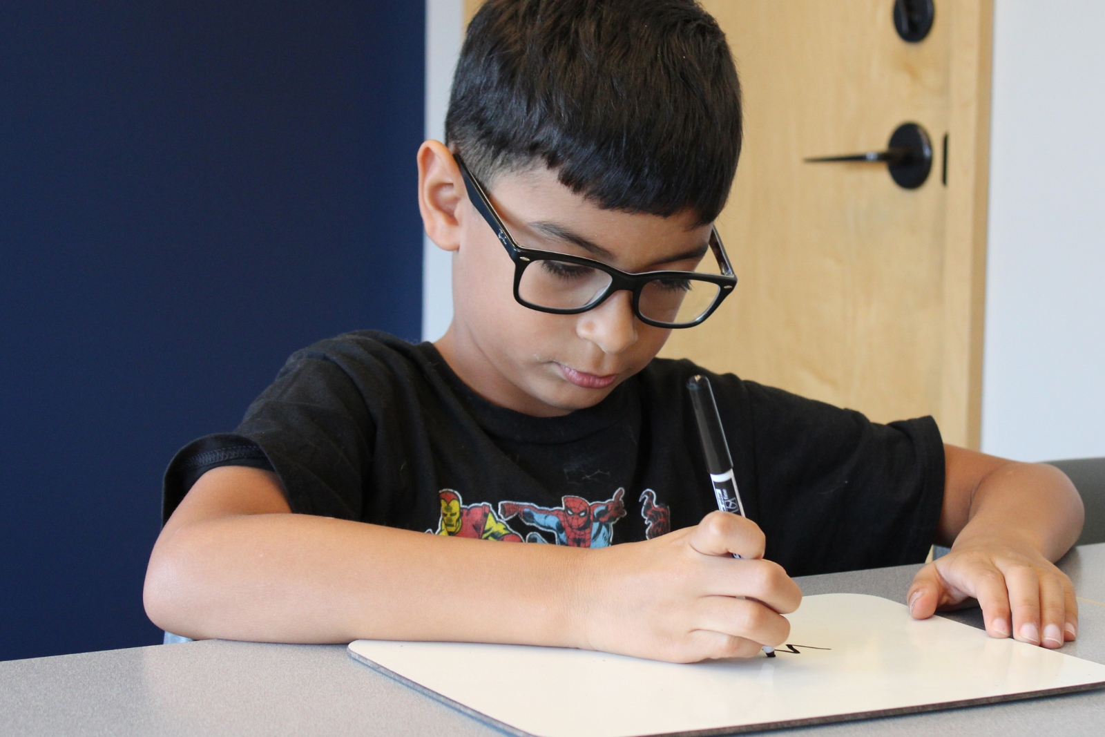 Dyslexia Parent noticing signs their child has dyslexia